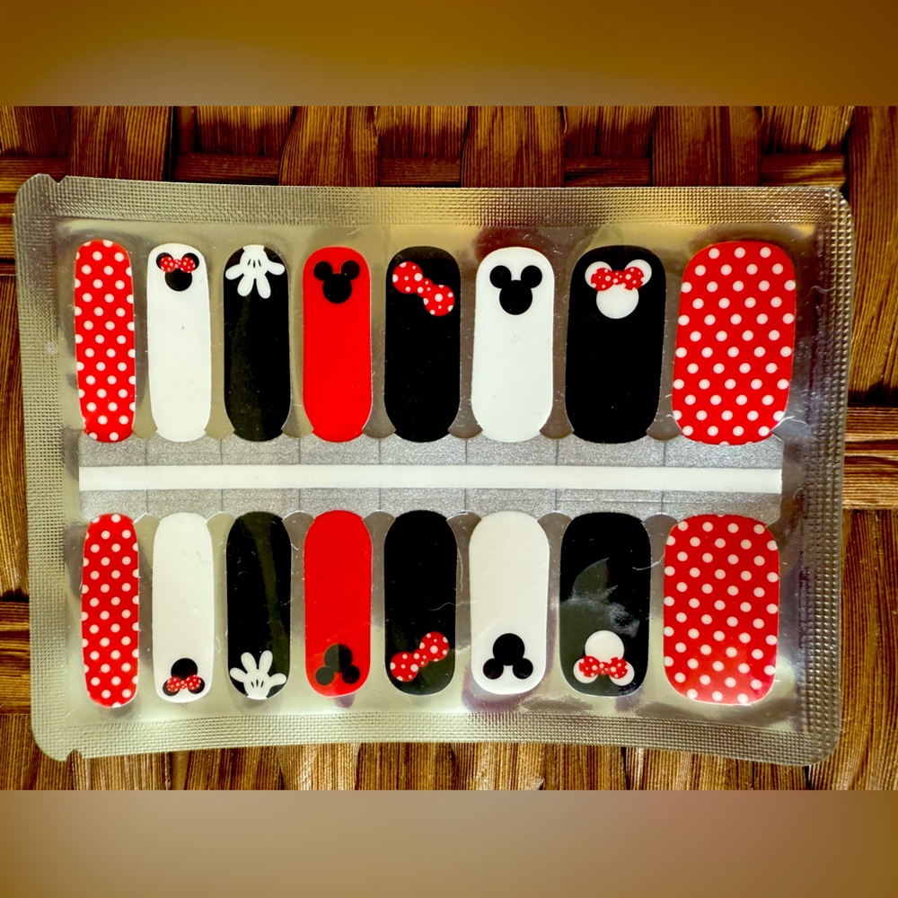 New Red Minnie and Mickey Nail Wraps.